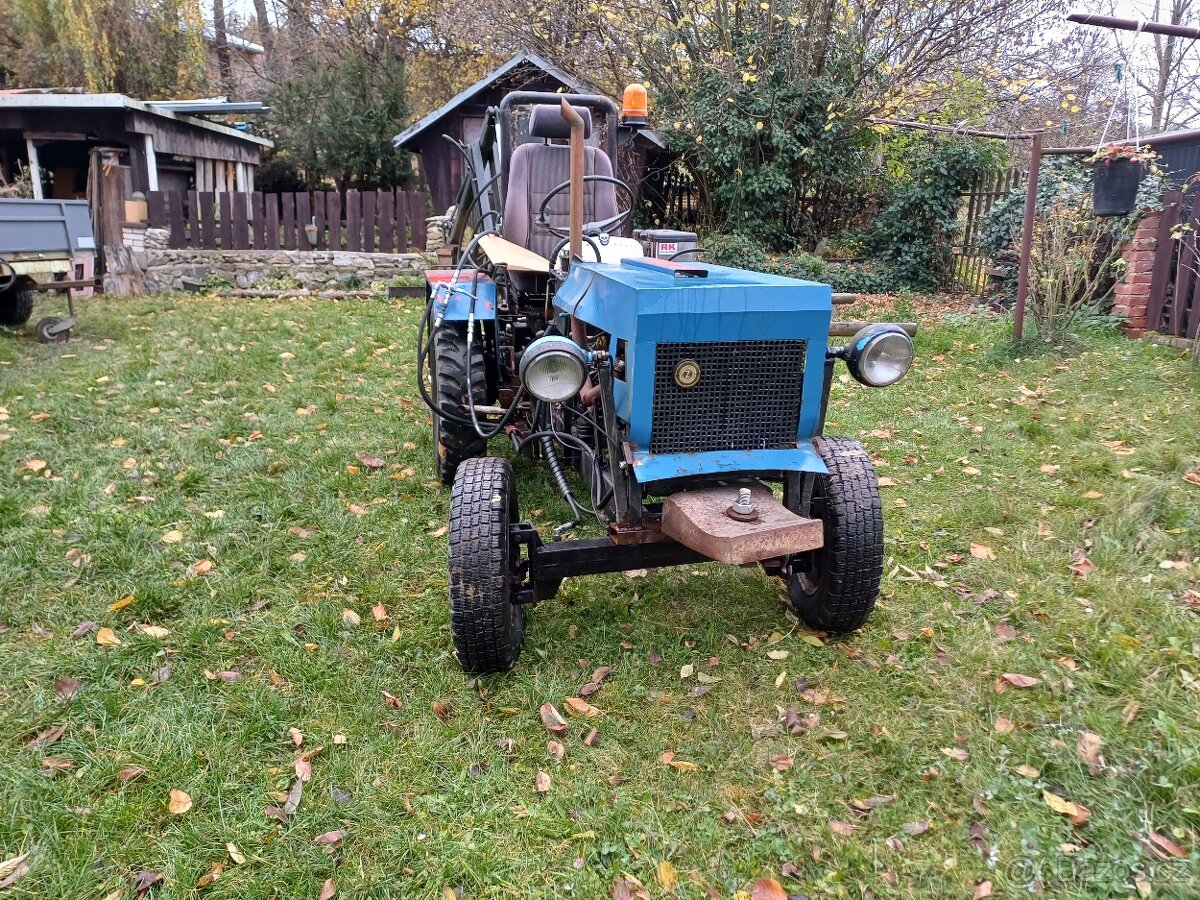 Malotraktor+bagr - 16