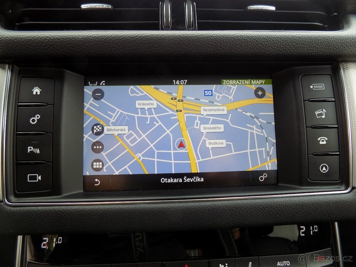 Jaguar XF 20D 132 KW KŮŽE PANORAMA - 16