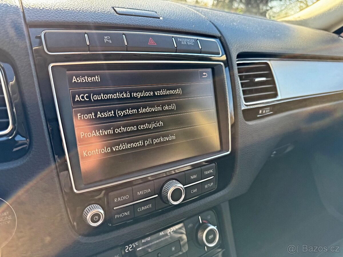 VW Touareg 3.0TDI, 193KW, 2016, panorama., tažné, nová STK - 16