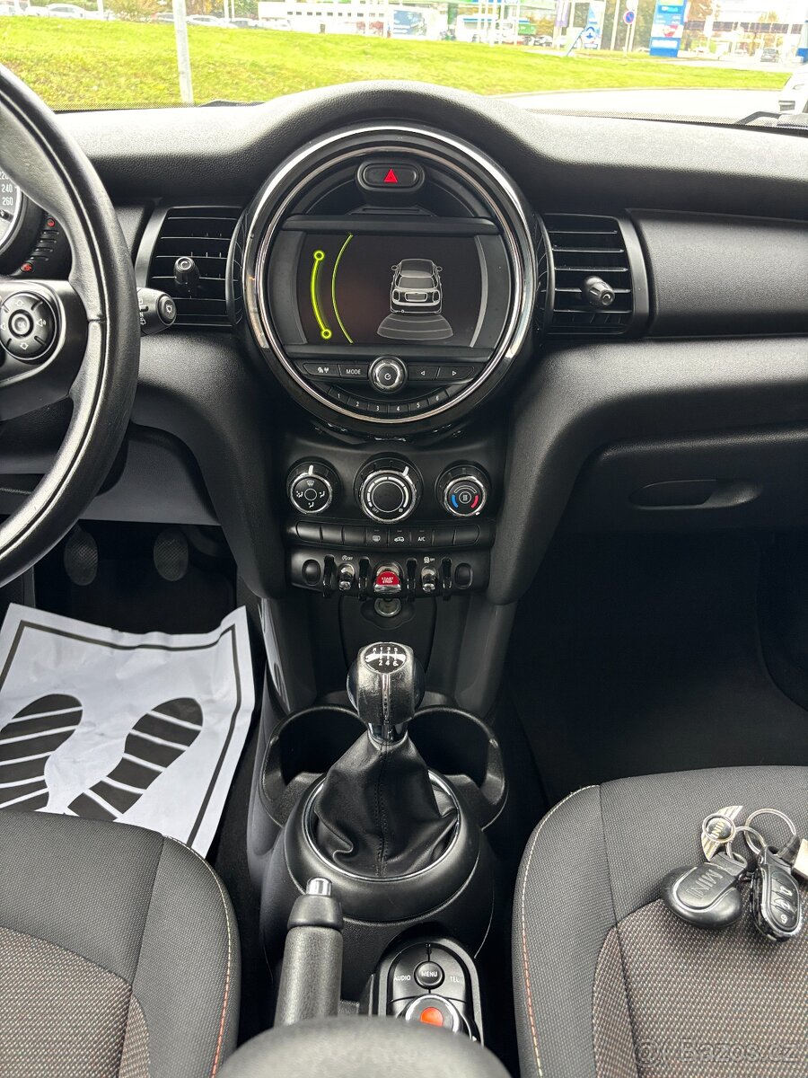 Mini One 1.2i Turbo 75kW - 16