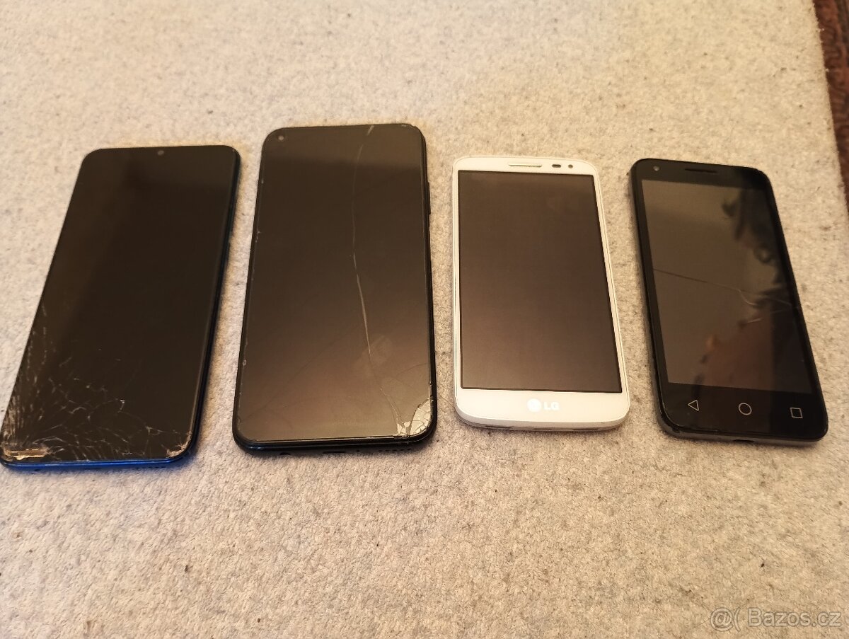 Mobily různé značky - 16