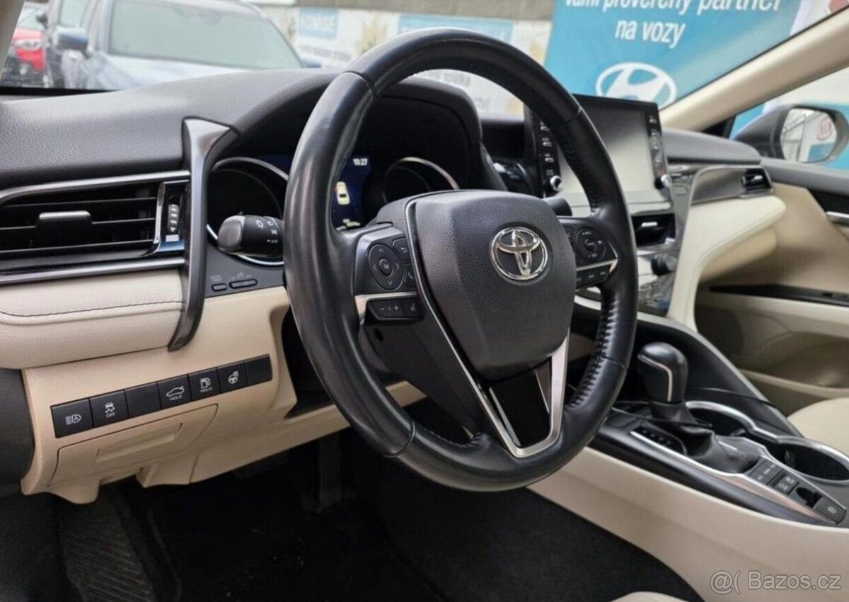 Toyota Camry 2.5-HYBRID-1.MAJITEL-DPH - 16