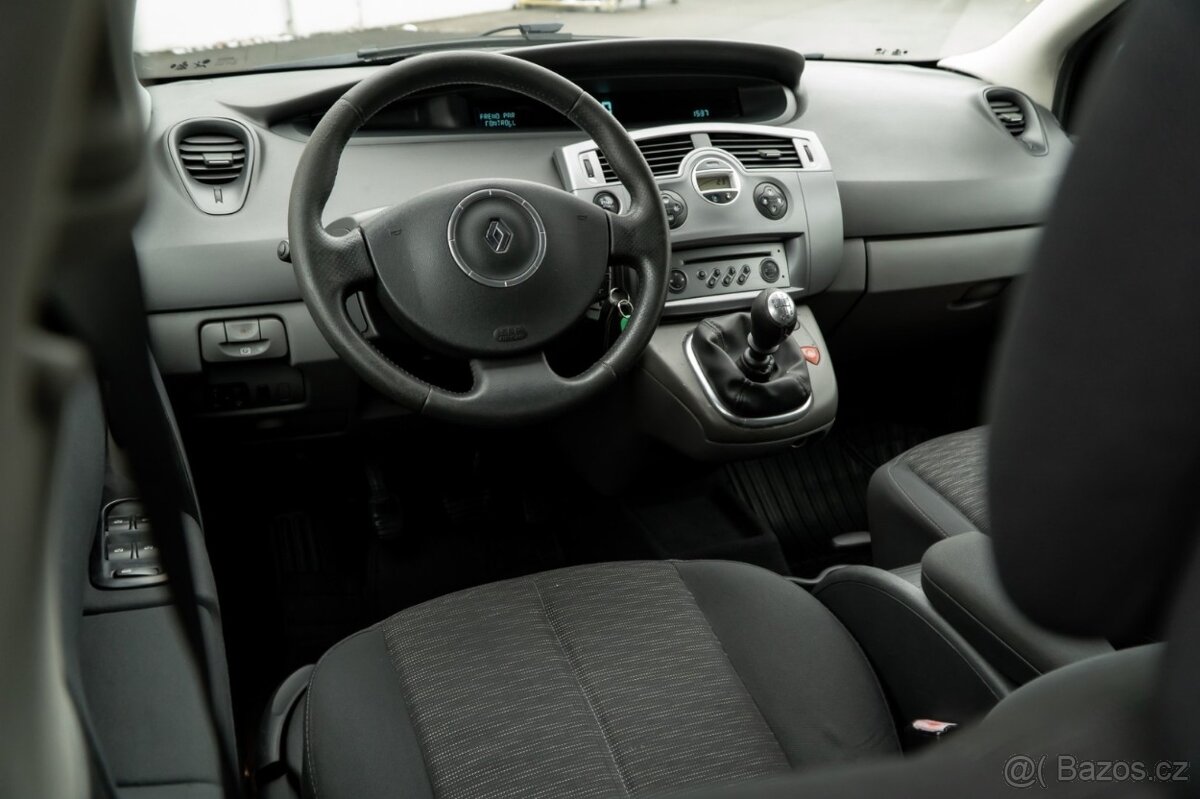 Renault Scénic 1.5DCI - 16