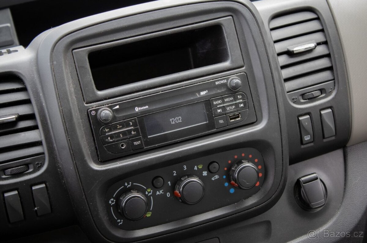 Renault Trafic 1.6 dCi Crew DoubleCab - 16