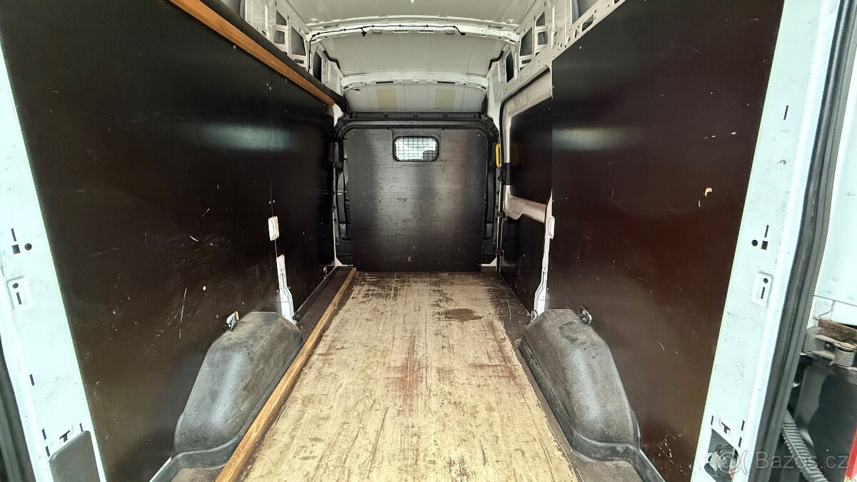 Ford Transit //2.2TDCi//92kW//L2H3//125TKM//1.MAJ//NOVÉ V ČR - 16