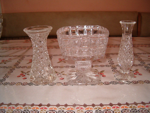 Starší vázy, vázičky, mísy - 16