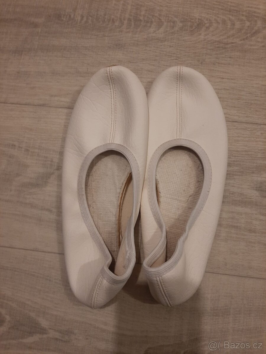 Boty různé velikosti - 16