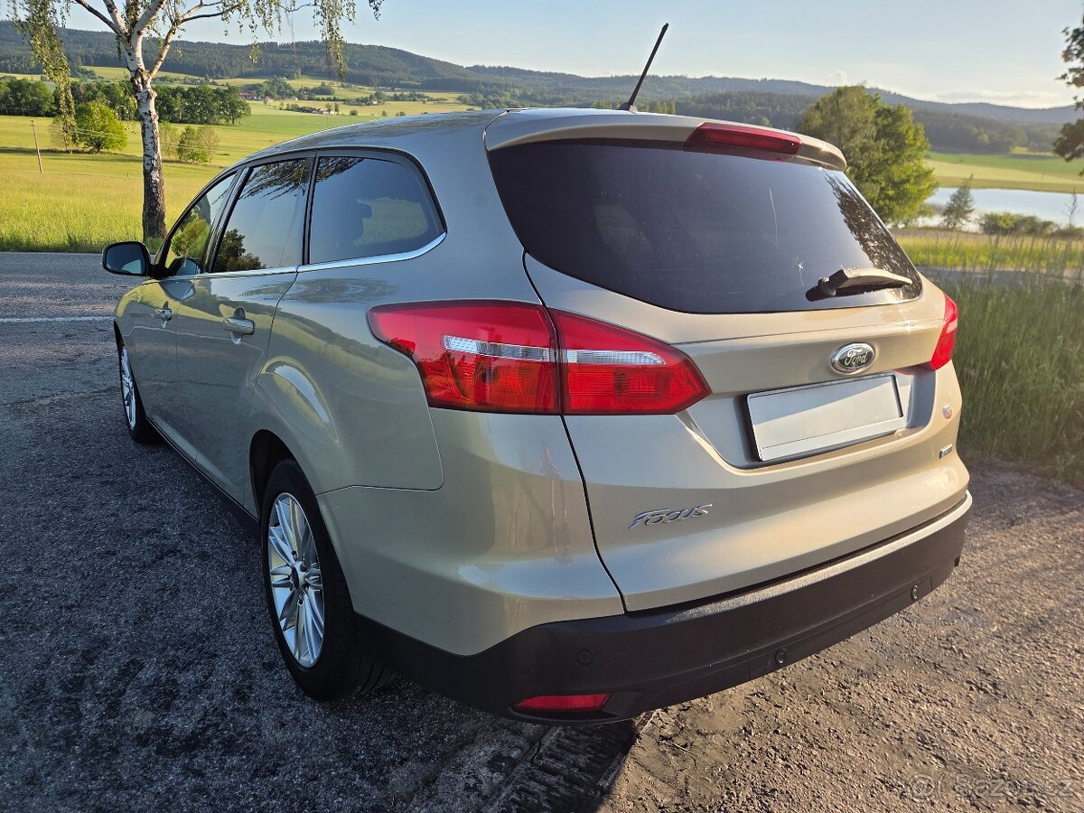 Ford Focus KOMBI - BENZÍN - KUP ČR - 96tis/KM - 2017 - 16