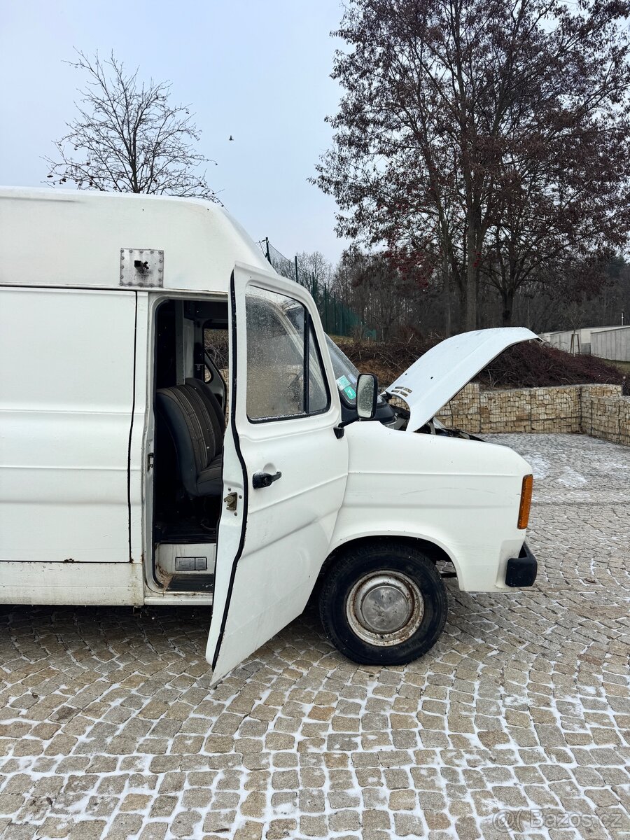 Ford Transit MK2 2.4 diesel šoupačky - 16