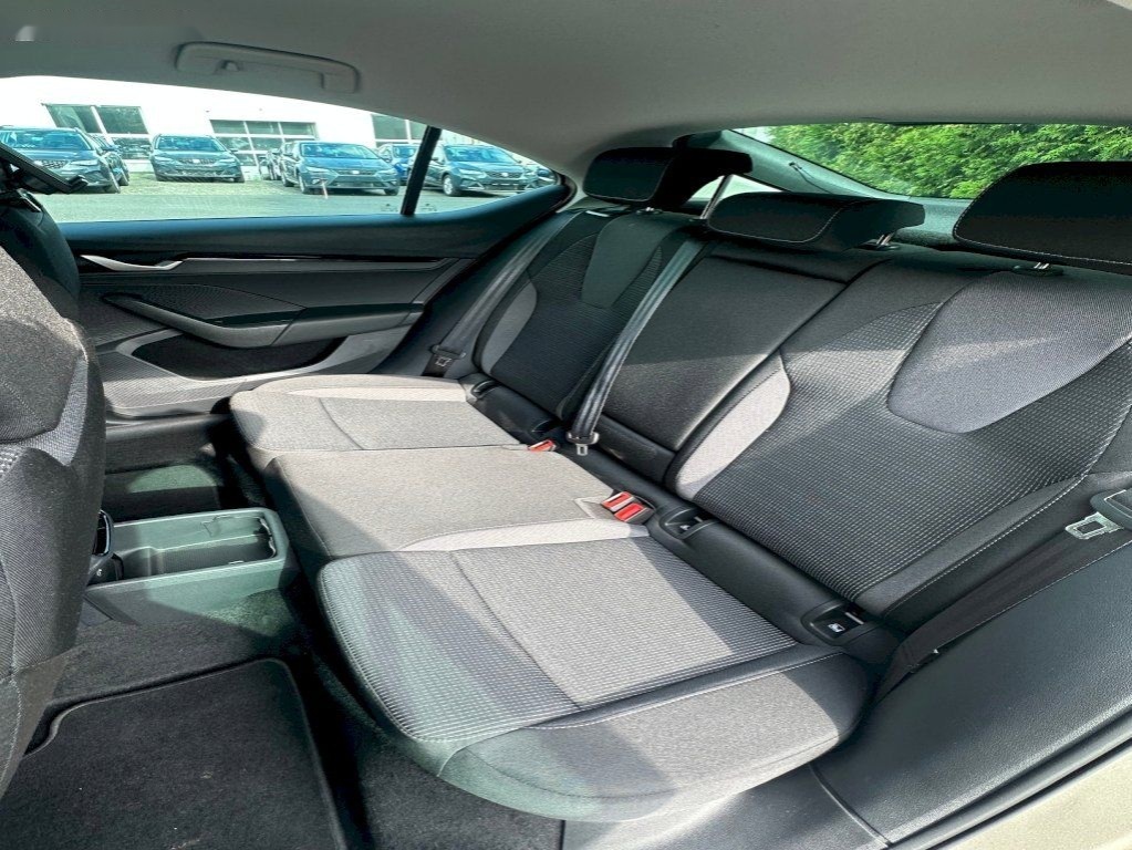 Škoda Octavia,Selection 1.5TSi 110kW M6F - 16