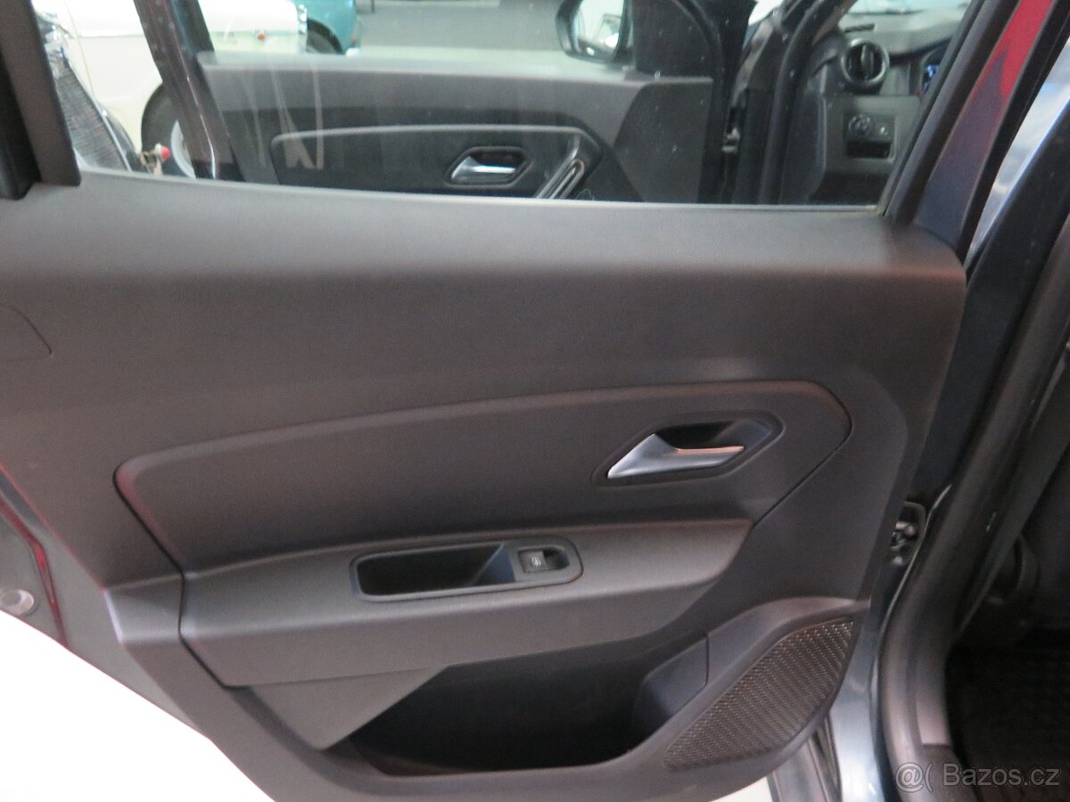 Dacia Duster 1.3TCe 130, navi,kamery,výhřev - 16