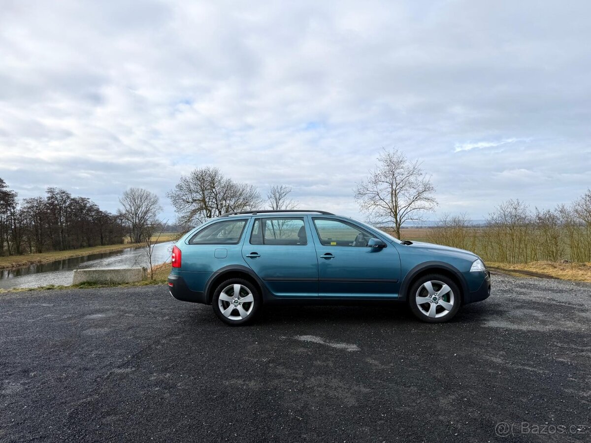Škoda Octavia Scout TDi 4x4 - 16