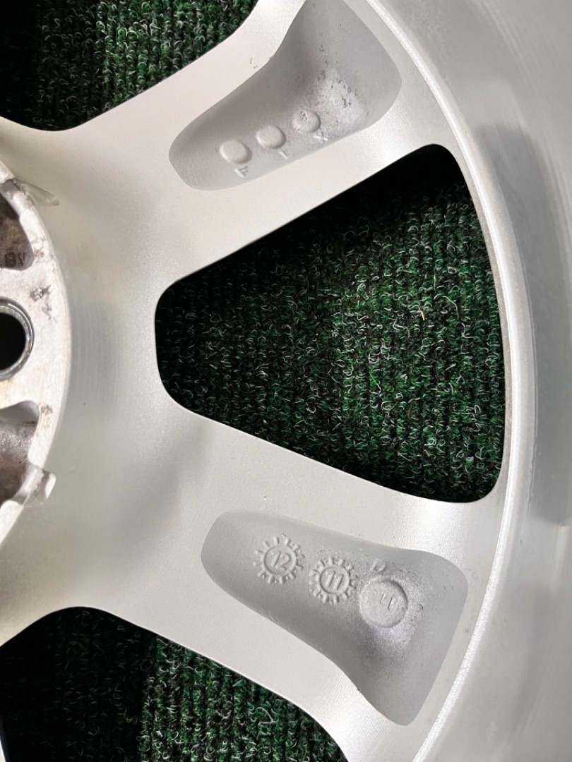 6x114,3 R17 Originál Alu Nissan Navara - ET 30 - 16