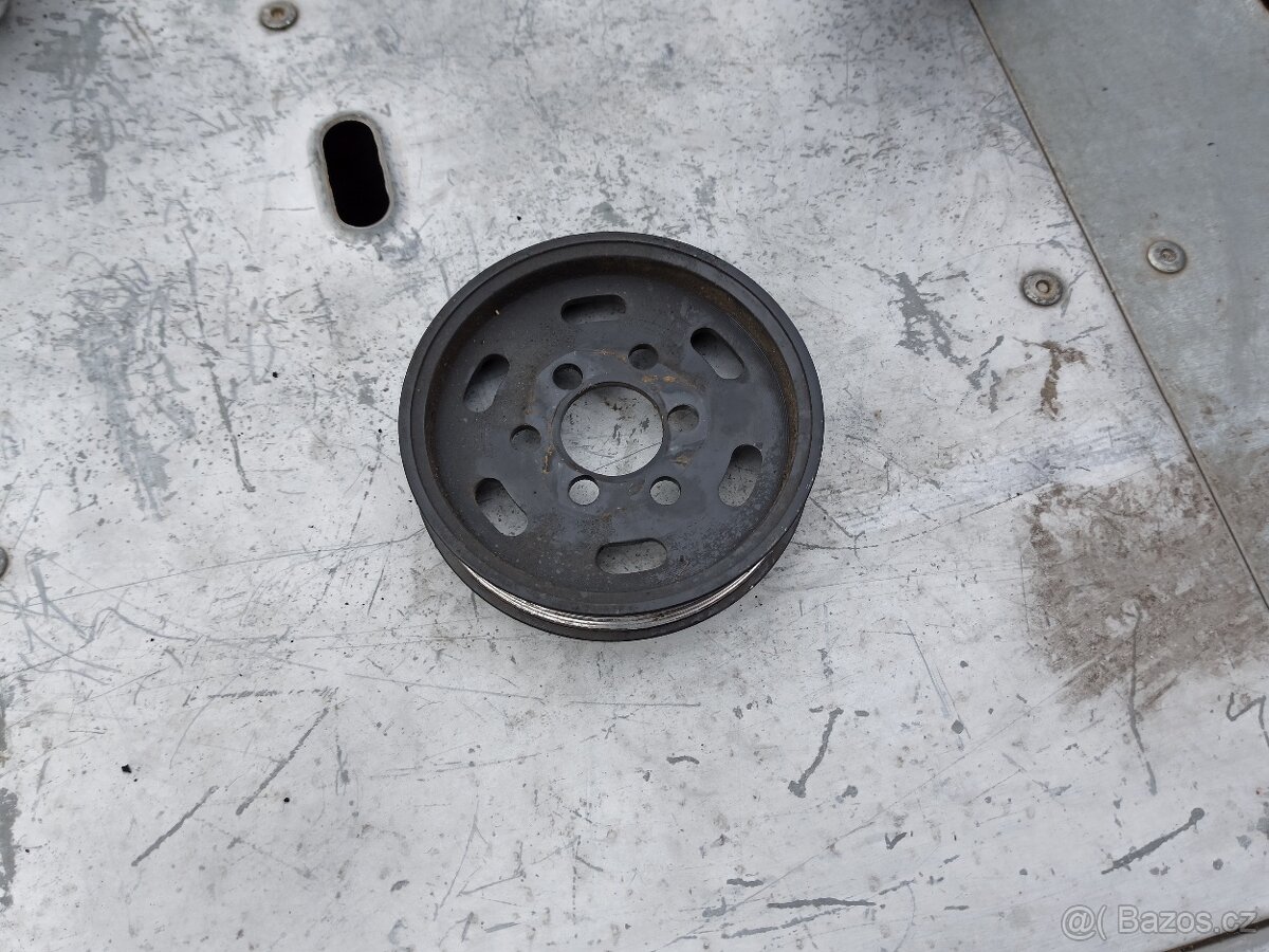 PŘÍSLUŠENSTVÍ MOTORU - VW 1.9 TDi 74kW, typ AXR - 16