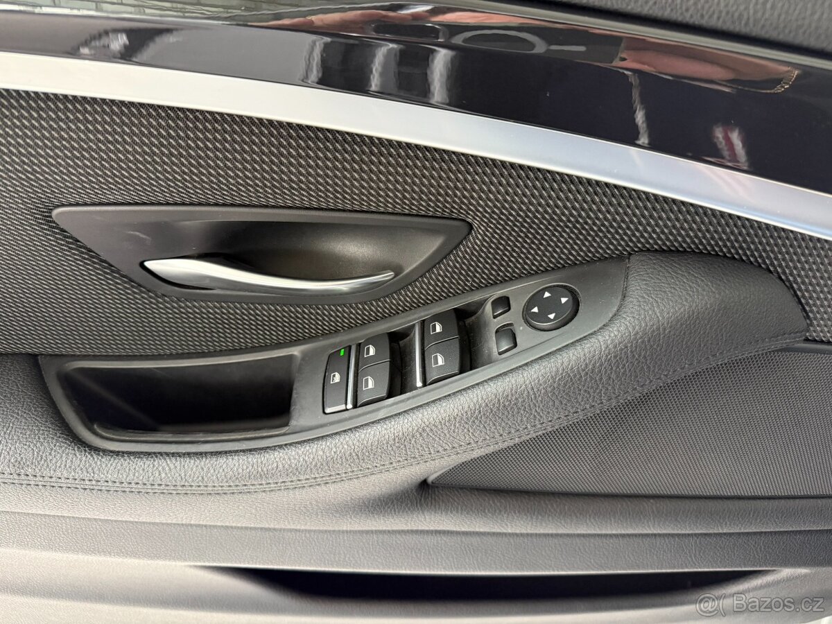 BMW Řada 5 520d 2.0 135 kW Touring F11 - 16