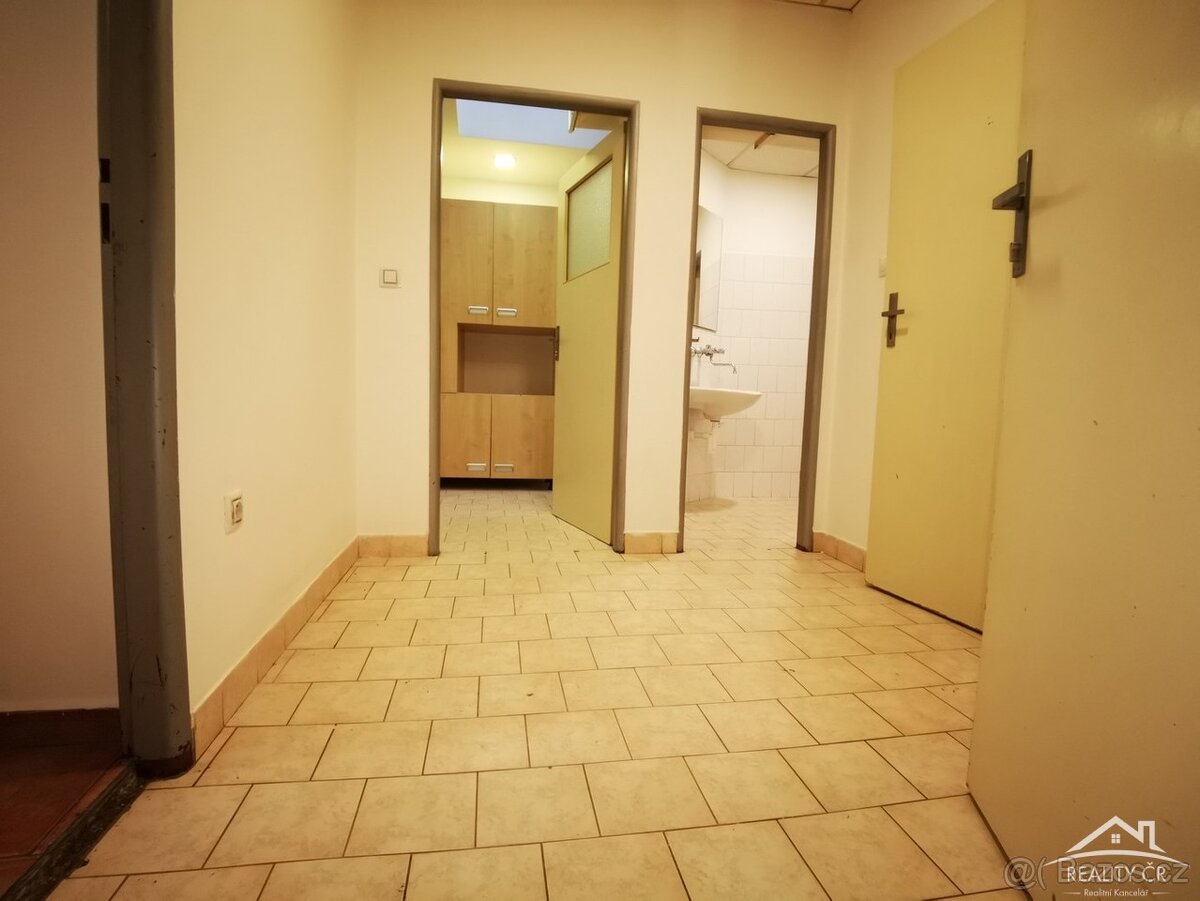 Byt 2+1 OV 70m2 - 16