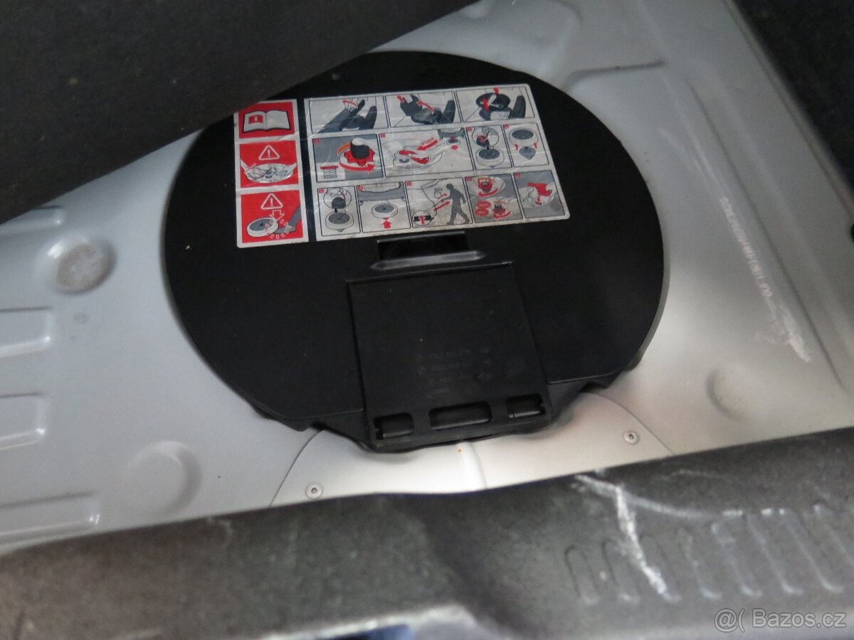 Renault Clio 1.2TCe,klima,2x kola,STK,servis - 16