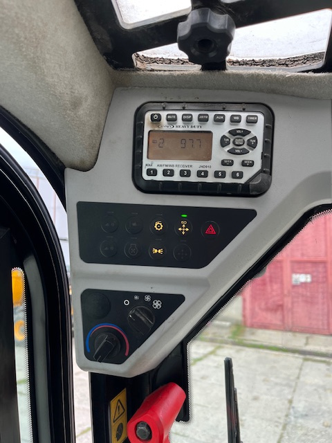 JCB 225 T4 robot - 16