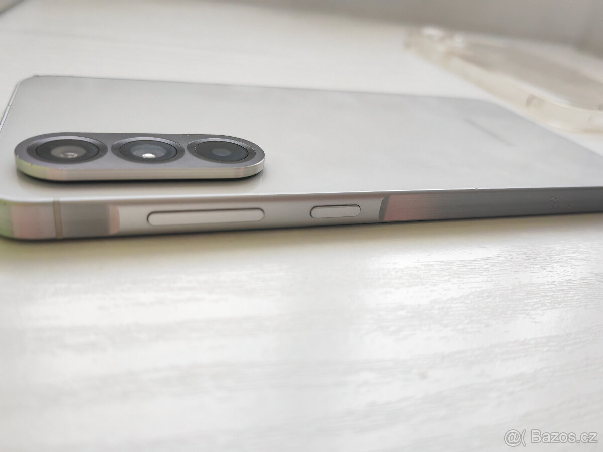 Samsung A56 5G 8/256 Gb - 16