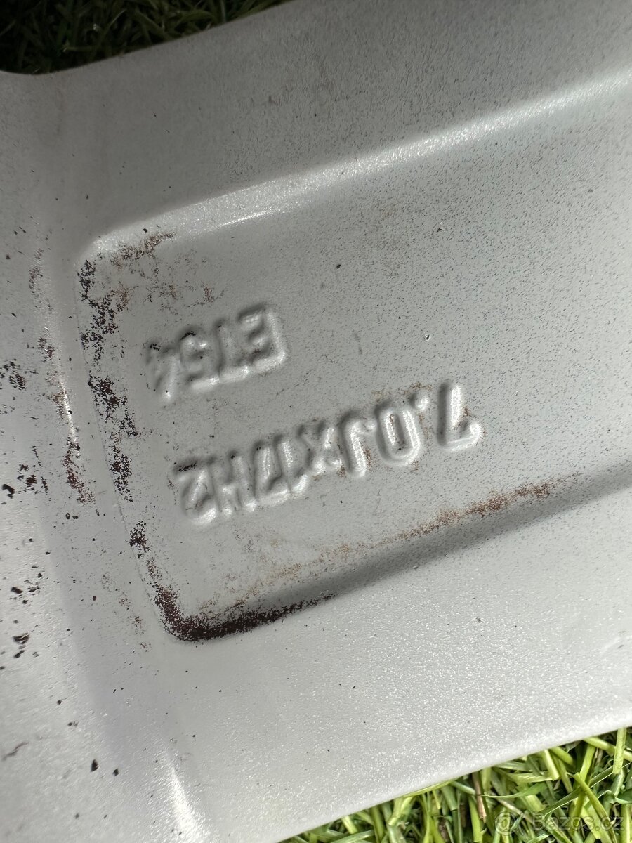 Seat leon - 225/45 R17 ORIGINÁLNÍ SADA - 16