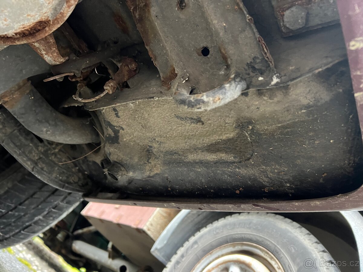 Mercedes Benz w124 E200TE - 16