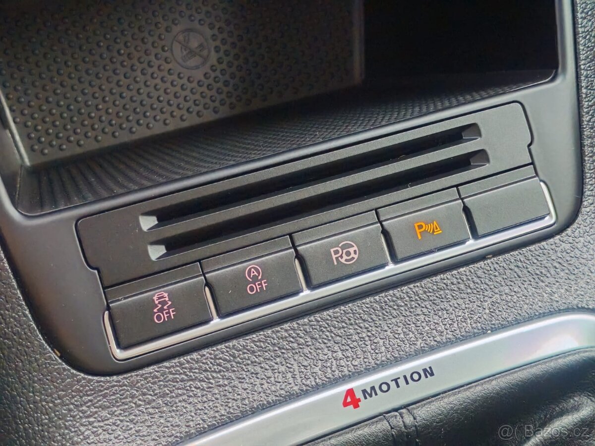 Volkswagen Tiguan 2.0 TDI 4x4 Xenon Panorama Navi - 16