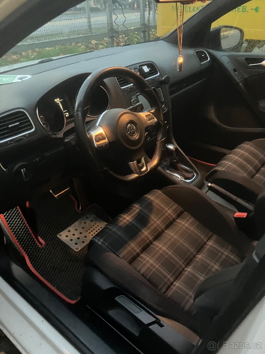VW Golf 6 GTI - 16