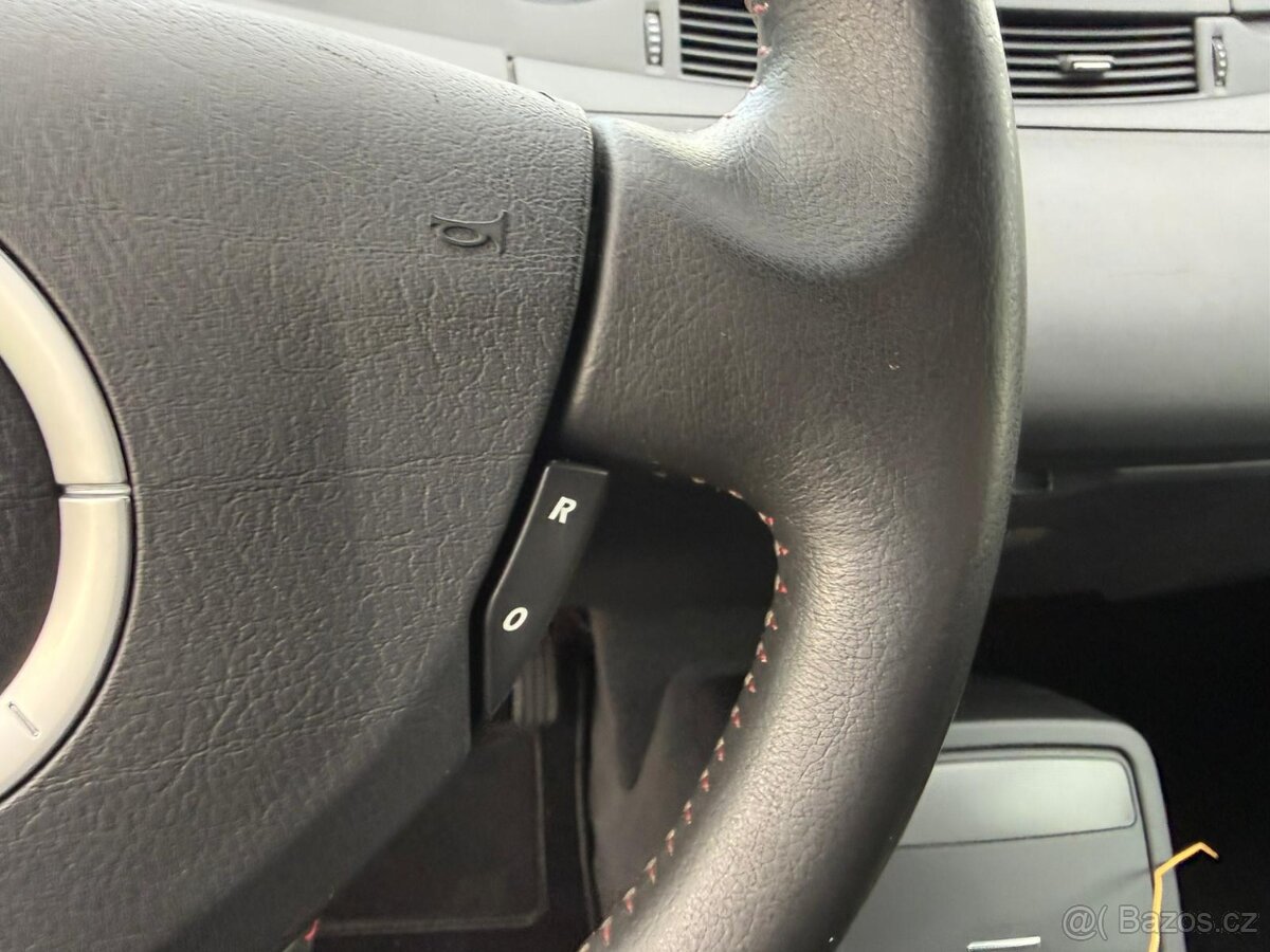 RENAULT ESPACE 2,0 DCI 110 KW 7 MÍST ČR - 16