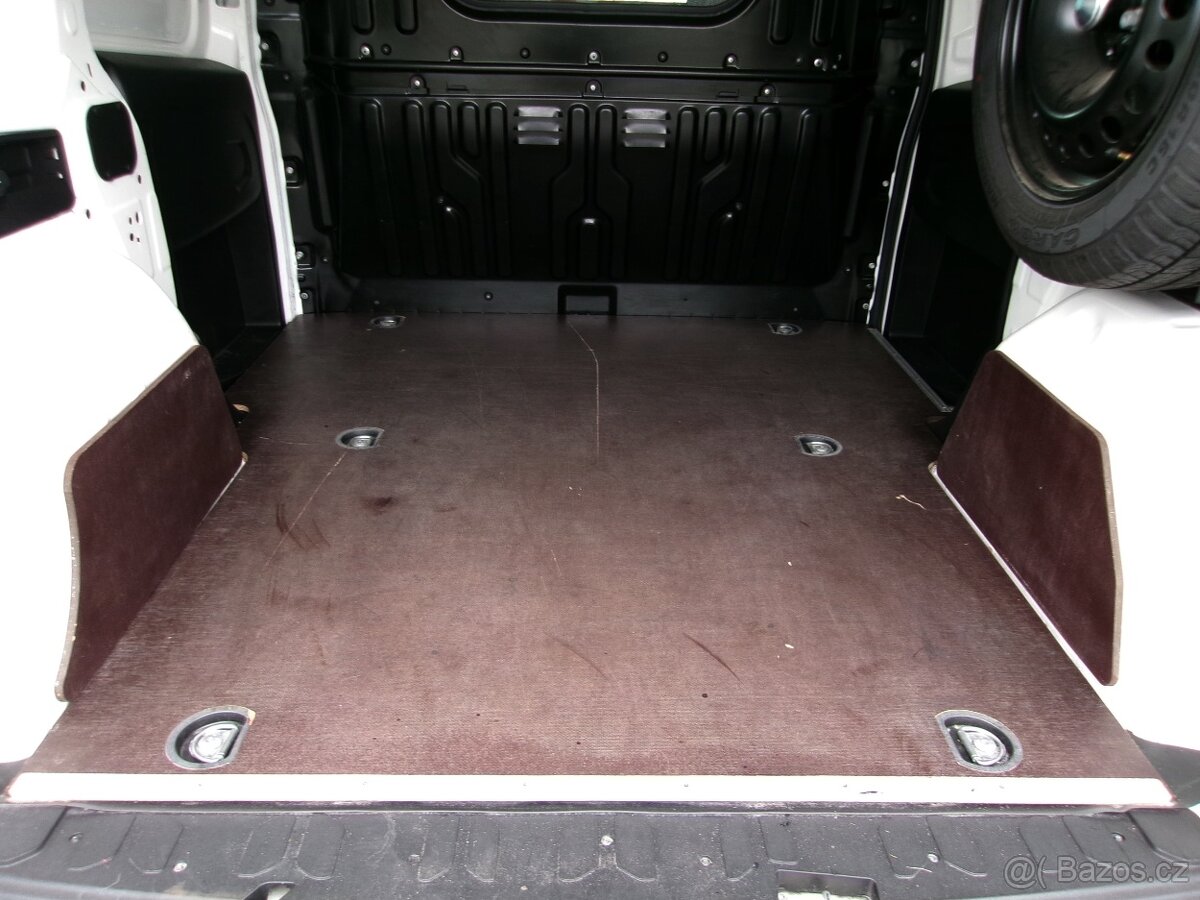 FIAT Dobló CARGO L1H1 1.4 t-jet CNG 88kW SX - ČR - 16