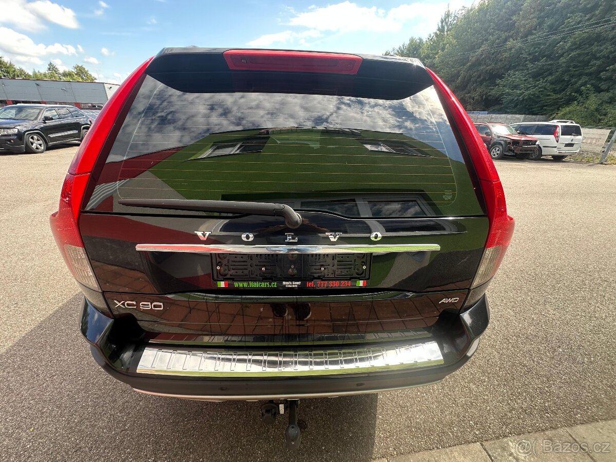 VOLVO XC90 2.4 D5 Momentum 7míst tažné zařízení - 16