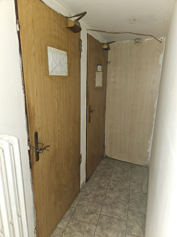 Pronájem provozovny v centru města - 16