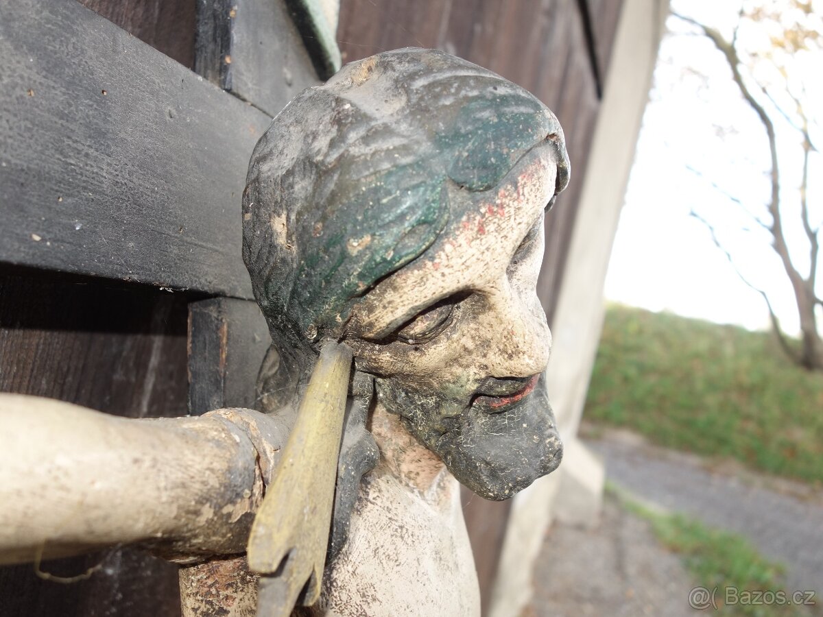 Starý Kristus dřevěný , super model - 16