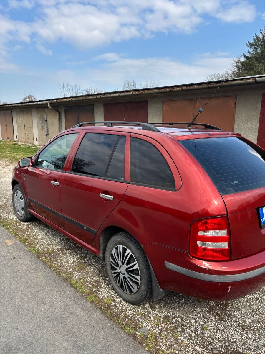 Škoda fabia combi 1,4 - 16