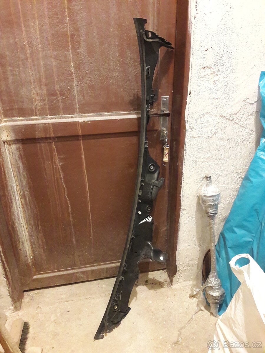 Mercedes e211 radici paka automat výbava classic - 16