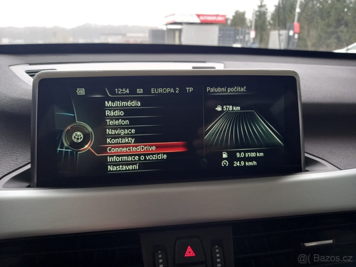 BMW X1 2,0D xDrive F48, 140kW, automat - 16