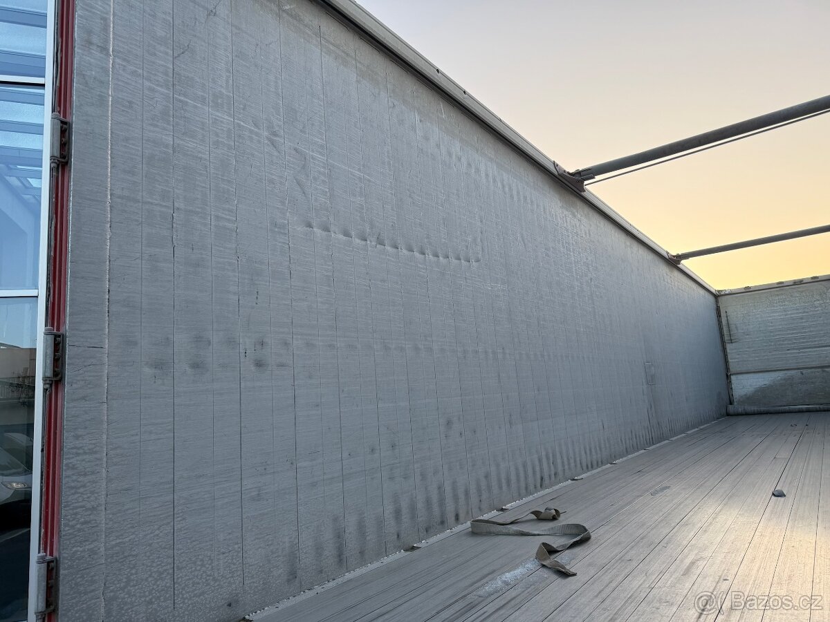 Schmitz Walkingfloor - 16