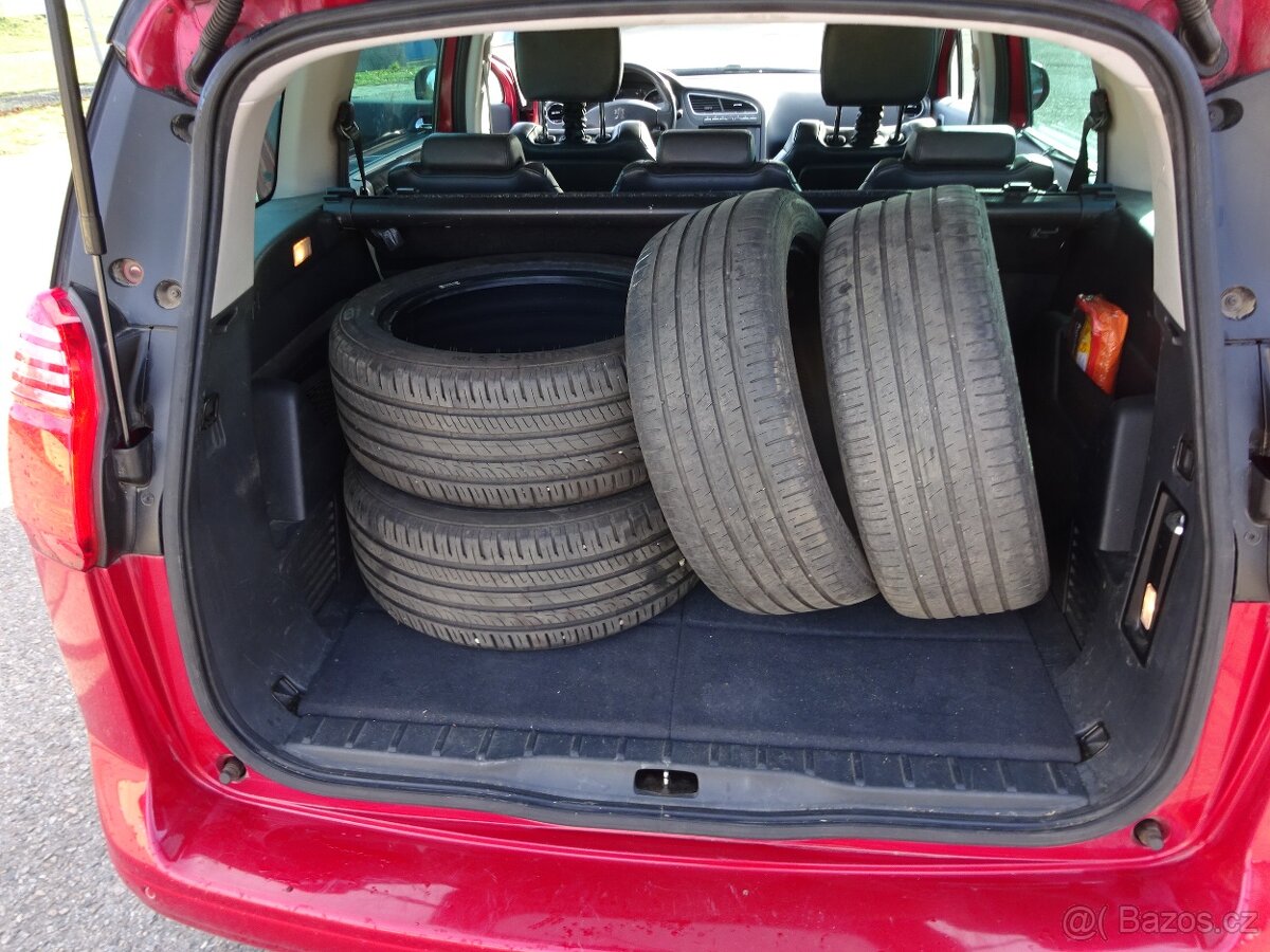 Peugeot 5008 1.6i r.v.2010 (115 kw) stk:4/2027 Koupeno ČR - 16