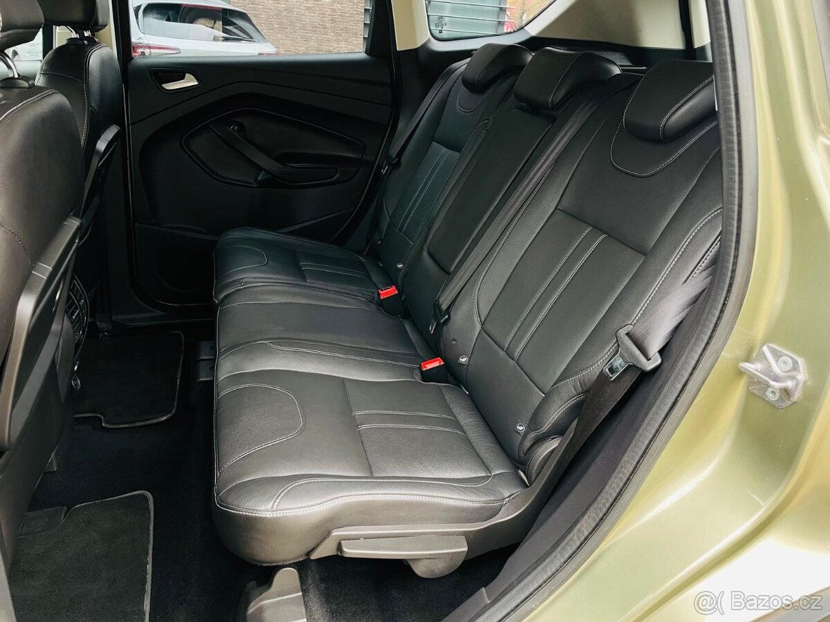 Ford Kuga 2.0TDCi 4x4 MANUÁL VÝHŘEV TAŽNÉ SERVISKA TITANIUM - 16