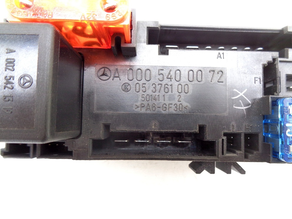 Mercedes C180 W202 náhradní díly - 16