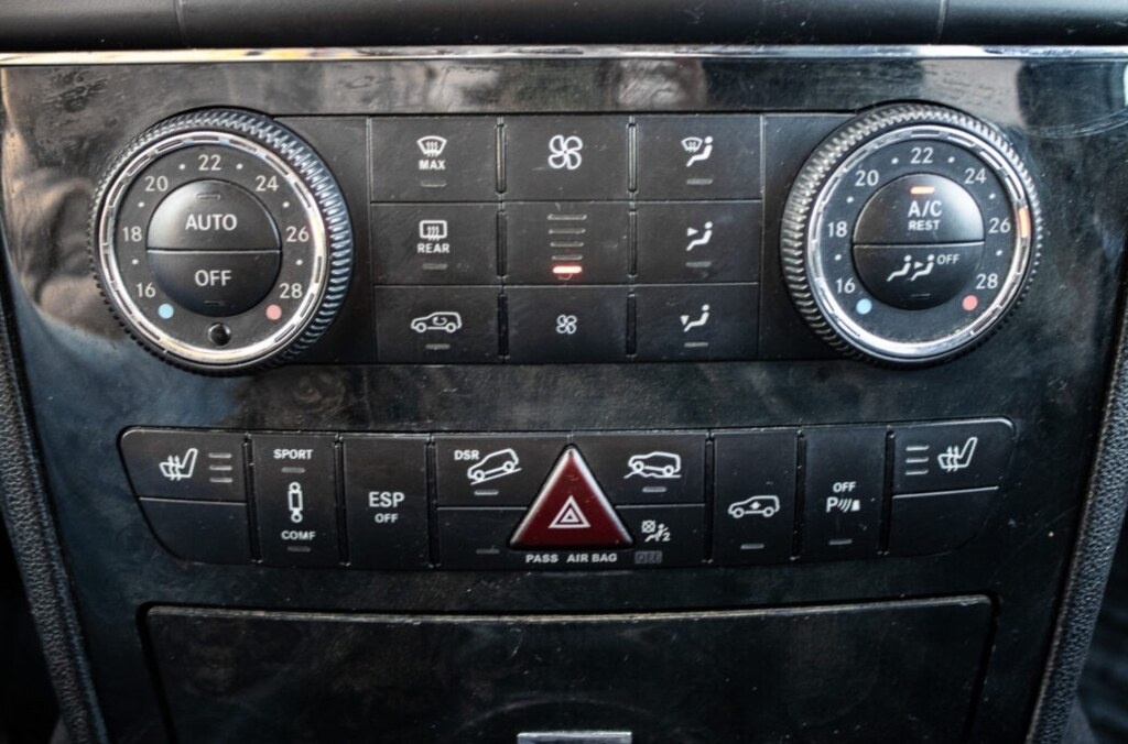 Mercedes-Benz ML 350 CDI 4MATIC, (2011) - 16