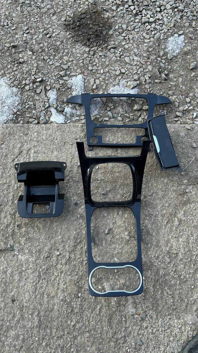 ND Ford S-max 2007-2014 7míst panorama - 16