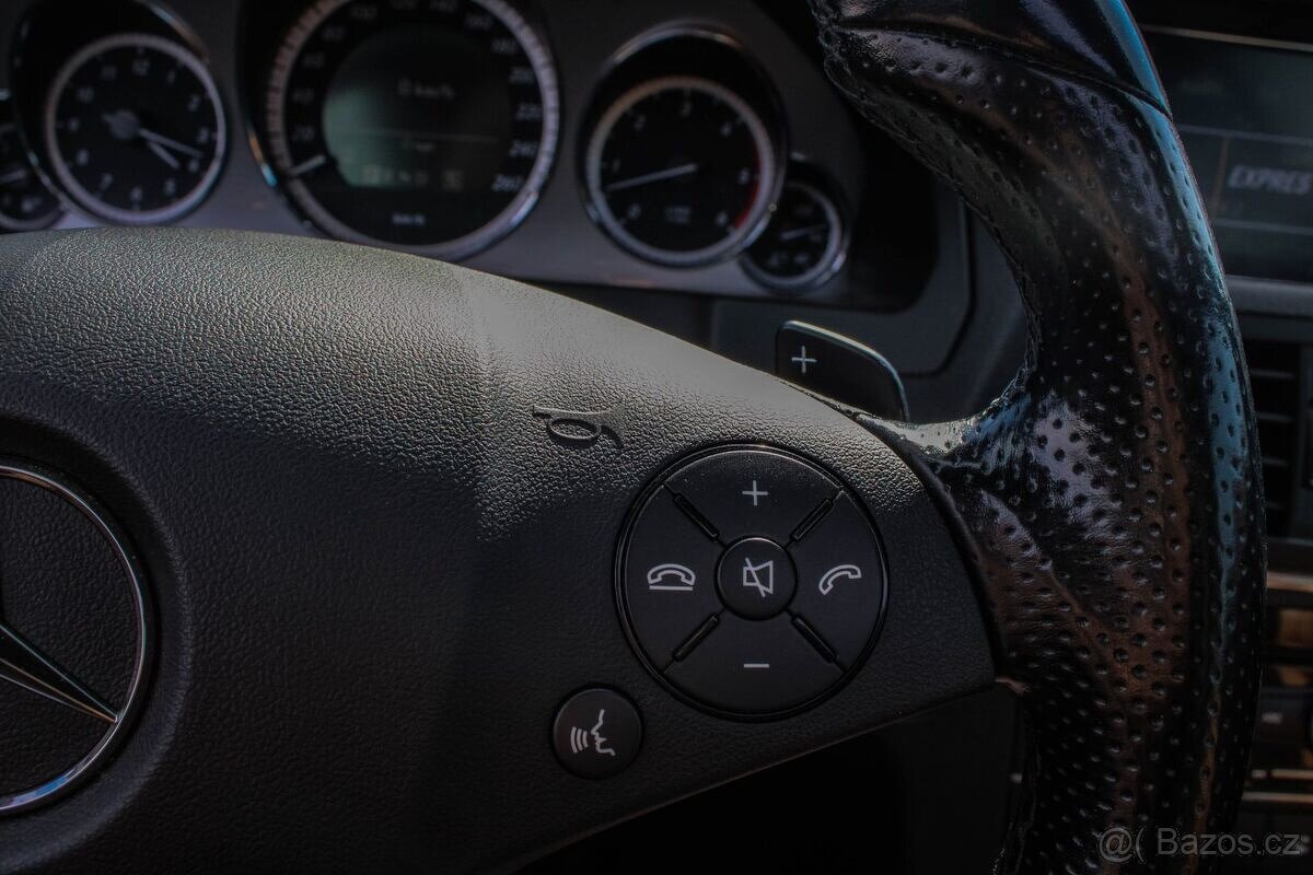 Mercedes-Benz E trieda Kupé 350 CDI Blue - 16