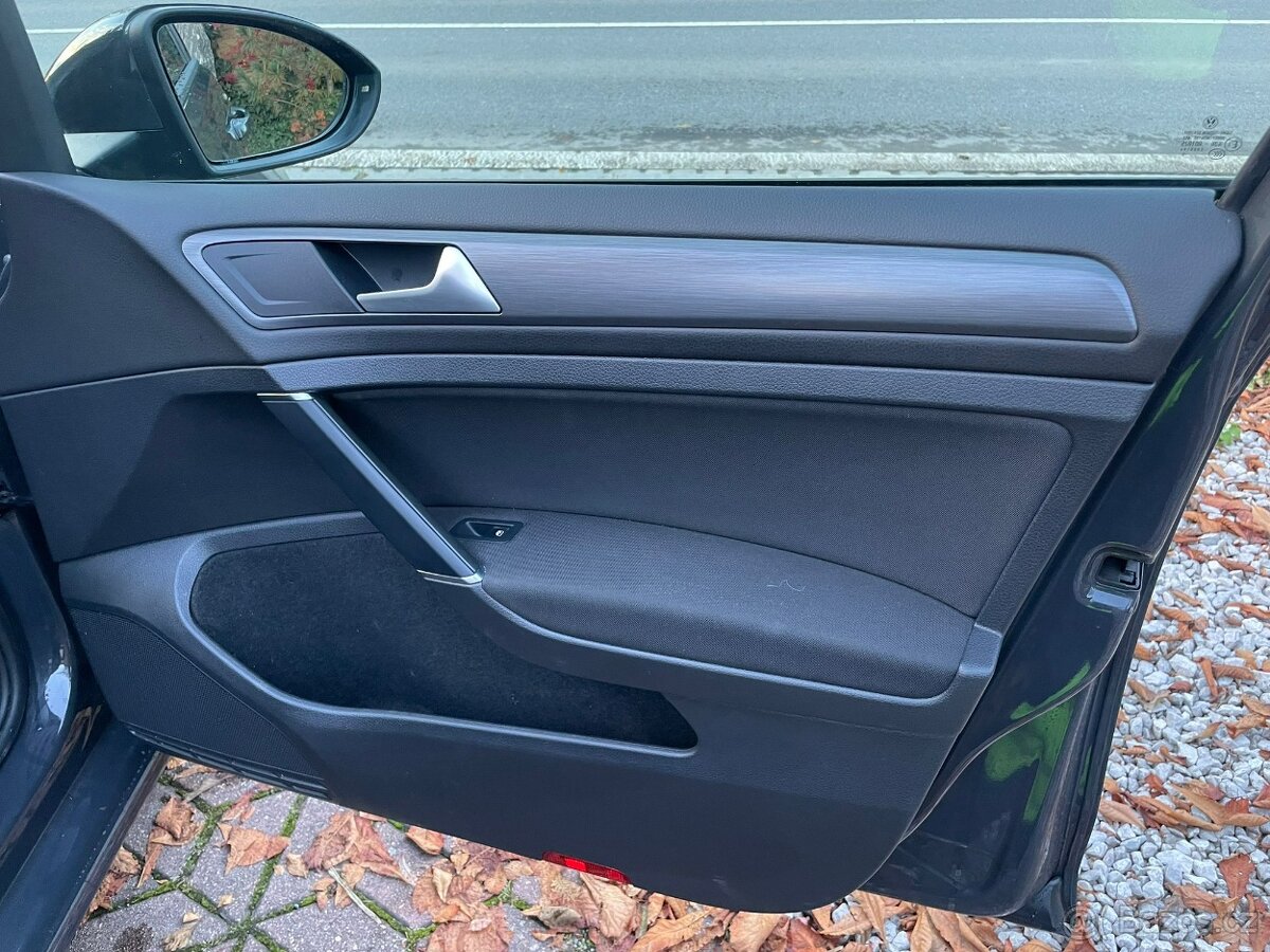 Volkswagen Golf 1.6TDi 1.MAJITEL ČR DPH - 16