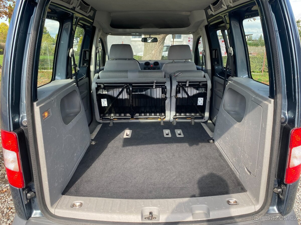 VW Caddy 1,9 TDi Aut.Klima, Tažné, AKU - 16