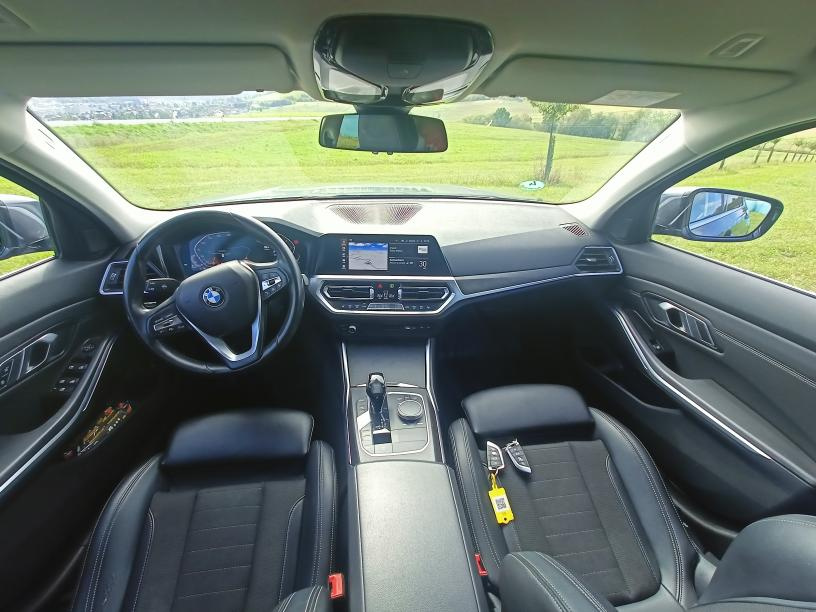 BMW 320D Touring/140Kw/Sportline/Virtual/Tažný/2020/Fulled.. - 16