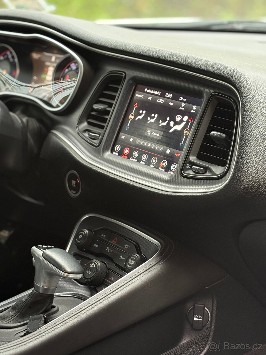 Dodge Challenger, 3.6L V6 - 16