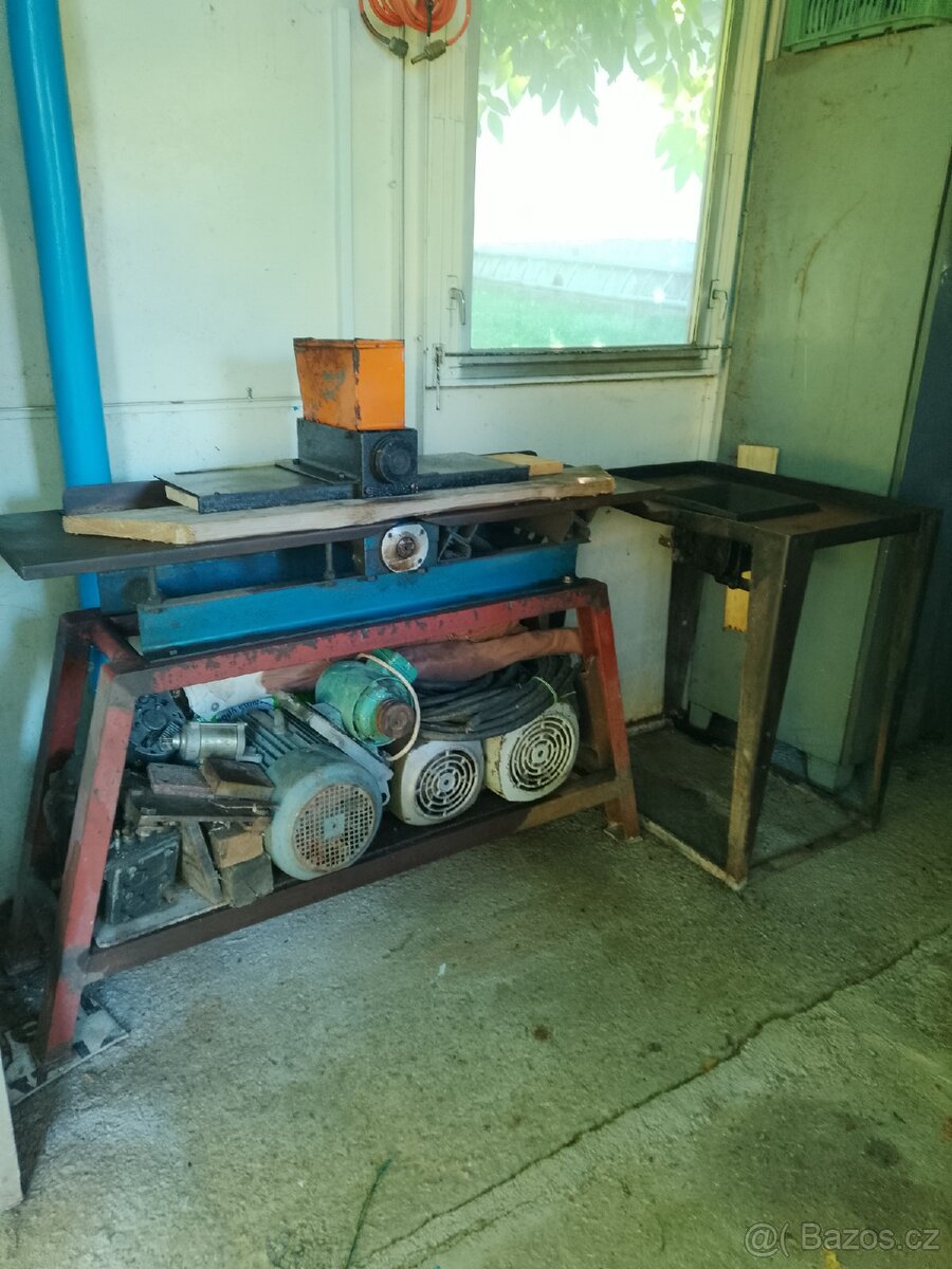 Nádrž ,elektromotory3faz.,hoblovka - 16