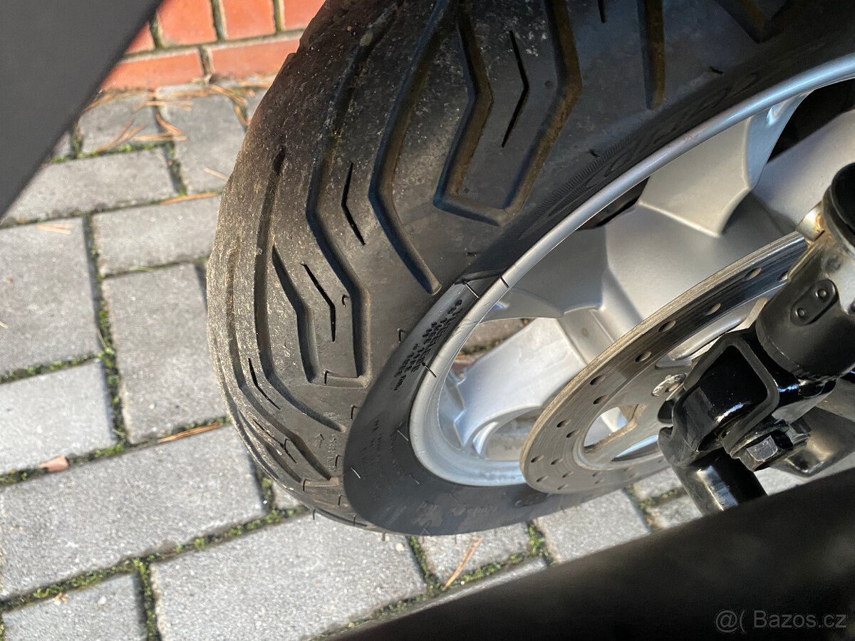 Suzuki Burgman 125 Nové v ČR - 16