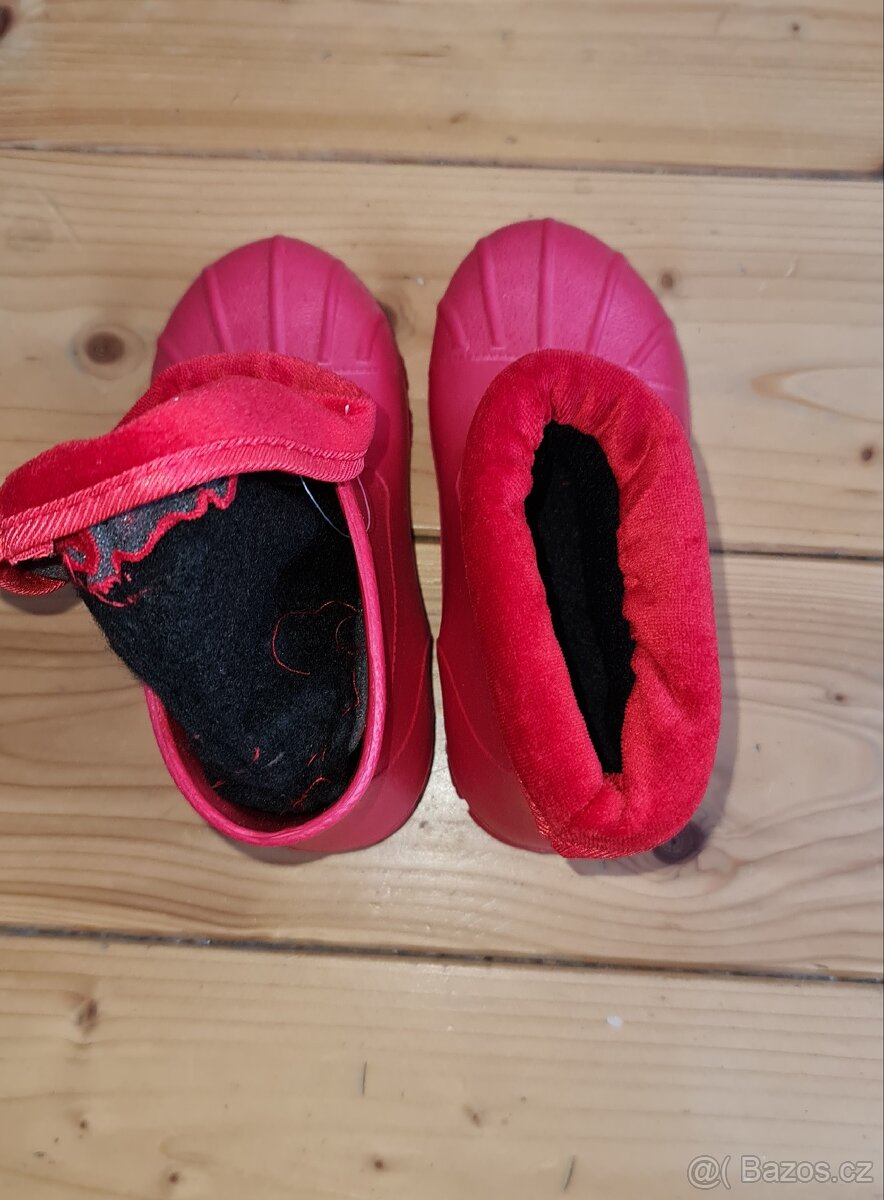 Nové chlapecké boty různé značky i velikosti - 16