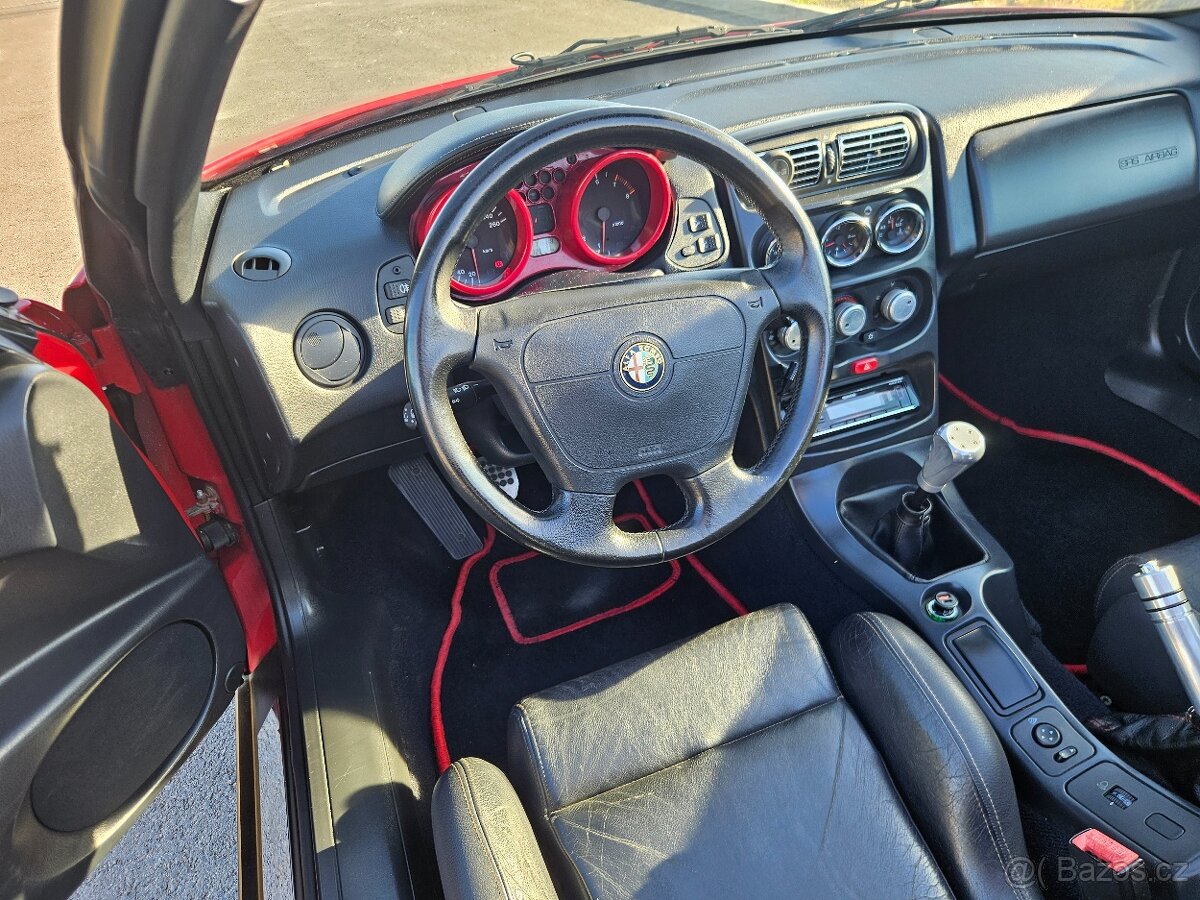 Alfa Romeo Spider 2.0 T.SPARK - 16